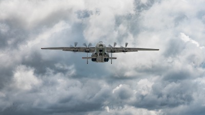 Srušio se ruski avion: Delovi plutaju po jezeru!