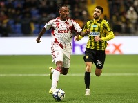 Olimpijakos srušio Kairat - hvata poslednji voz za proleće u LŠ