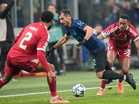 Liverpul sa penala srušio Inter, Barseloni neočekivani junak doneo pobedu