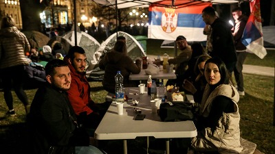 "Ćacilend" izmenio mapu Beograda: Muški intimni frizer, segz paradiz... (FOTO)