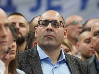 "Kako pokušaj obojene revolucije prolazi, tako se i moje političke aktivnosti gase"