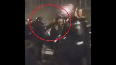 Studenti: Ako RTS ne pusti snimak napada na policajca u "Dnevniku 2" svrstao bi se na stranu laži kojima se izaziva nasilje (VIDEO)