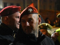 SRCE: SNS u izbornoj kampanji u Lučanima, pored maloletnika, zloupotrebljava i borce