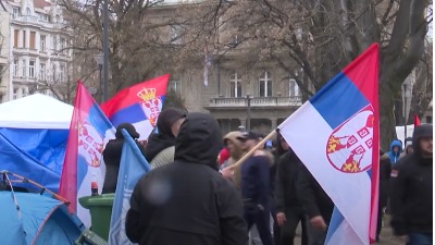 Muškarac iz Pionirskog parka napao čoveka i povredio (UZNEMIRUJUĆI VIDEO)