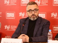 Vučićević priznao da je sina poslao na školovanje u inostranstvo!