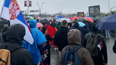 Preko Brankovog mosta prelazi se i više od SAT VREMENA (FOTO)