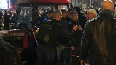 Studenti u blokadi: Naš protest se završava, iz Pionirskog parka bačene kamenice