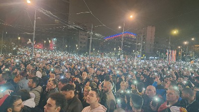 Glas iz EK: Protesti u Srbiji moguća tema sastanka Vučića i Fon der Lajen