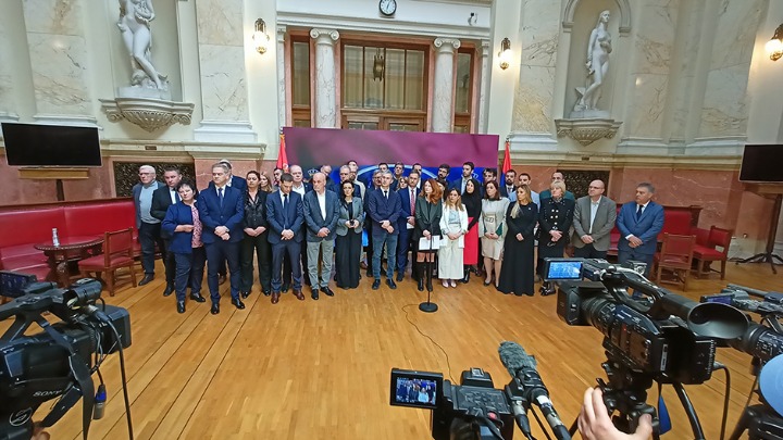 Velike reči, mali dogovori: Može li opozicija da se sabere?