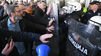 Najvažnije stvari koje treba znati u slučaju privođenja tokom protesta: Ovo su prava građana i dužnosti policije