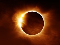 Sutra je pomračenje SUNCA u Vodoliji: 4 znaka neka se SPREME ZA HAOS 