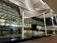 Drama na aerodromu Hitrou: Policajci naoružani do zuba (VIDEO)