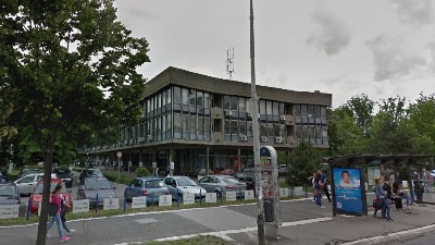 Skandalozni novogodišnji paketići za mališane Novog Beograda (FOTO)