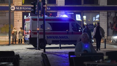 BMW-om pokosio devojku na stajalištu: Užas na Voždovcu