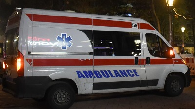 Užas na gradilištu na Novom Beogradu: Radnik teško povređen, bore mu se za život