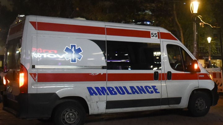 Horor na terenu u Beogradu: Muškarac se samo požalio da mu nije dobro, a par minuta kasnije bio je MRTAV!