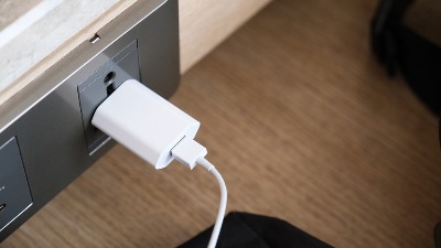 Svi pravimo veliku grešku kada punimo TELEFON - ovako uništavate BATERIJU 