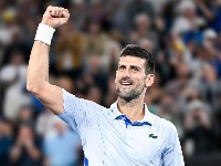 A sad na Zvereva: Novak ubedljivo do četvrtfinala!