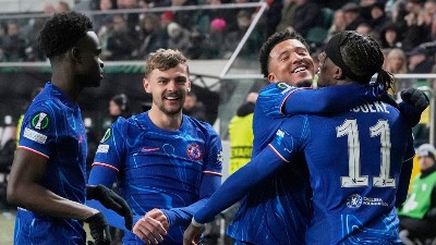 Čelsi lako sa Legijom: Jednom nogom u polufinalu LK