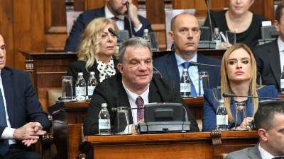 Dejan Vuk Stanković napravio julski spisak za smenu nepodobnih prosvetara