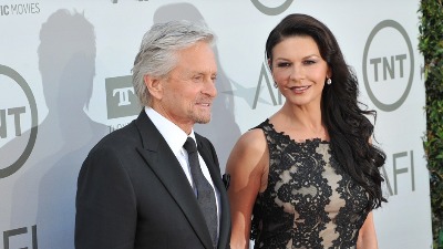 Ketrin Zita Džouns i Majkl Daglas u problemima: Moraju da prodaju kuću, pa snizili cenu