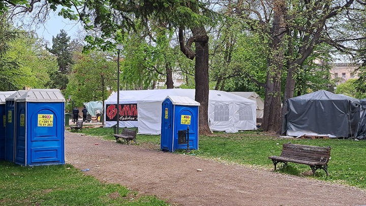 KAO DA JE U "PROKLETOJ AVLIJI" Ivo Andrić zarobljen u Ćacilendu (FOTO)