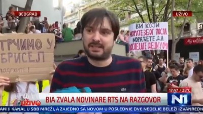 Tragač iz "Potere" na blokadi: Udario po RTS-u i Telekomovoj Areni, pomenuo komentatore sa Zvezdine tribine (VIDEO)