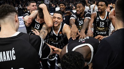 Partizanu istog dana zakazane dve utakmice