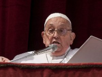 Poslednje slike pape Franje: Pojavio se u javnosti na Uskrs (FOTO)