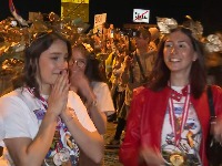 Studenti biciklisti oduševljeni svečanim dočekom u NS (VIDEO)