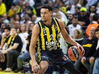 Pariz bio na pragu čuda, Fener slavio posle drame