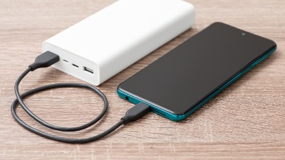 Otkriven trik! Baterija telefona traje duplo duže – uključite ga ODMAH 