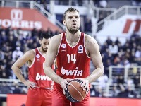 Vezenkov MVP petog kola Evrolige