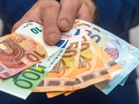 Krajem maja 3 znaka osvajaju DŽEKPOT! Ostvariće im se svi snovi