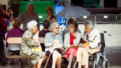 NOVOGODIŠNJI PAKETIĆ Izmena ZAKONA o odlasku u penziju