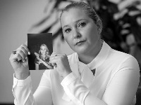 Ko je bila Virdžinija Đufre - žena koja je optužila princa Endrjua i ozloglašenog Epstina za silovanje? 