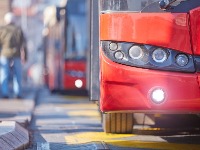 Sudar dva gradska autobusa kod stajališta na NBG