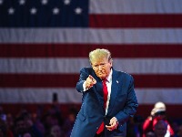 Srbija u velikom problemu: Tramp uveo carine na 500 odsto