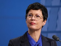 Režimski tabloidi izmislili da je Marta Kos rekla da su Srbi počinili genocid u Srebrenici