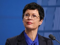 Marta Kos reagovala na hitne izmene srpskog Zakona o udžbenicima