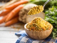 Domaća vegeta za oko 300 dinara! Recept koji će vas oduševiti 