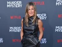 Izgledajte kao Dženifer Aniston: Kratka rutina koja se radi kod kuće