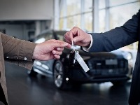 Reč stručnjaka: 3 razloga zašto su novi autombili sve skuplji