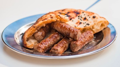 Recept za najbolje ćevape: 3 ključne stvari koje prave razliku i sastojci koje nikako ne treba dodavati