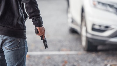 Uhapšen pucač (16) iz "Durmitora": Ispalio osam hitaca u Alibegovog ortaka