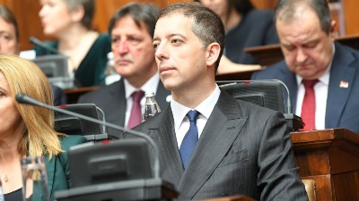Đurić: EU neće Srbiju da tapše po ramenu kao najbolje đake zbog njene samostalne politike