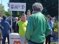 "SRAMOTA NAS JE": Novosađani oterali SNS-ovce (VIDEO)
