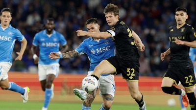 Inter trlja ruke: Napoli remizirao sa Đenovom