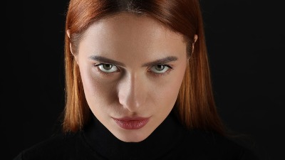 Psihijatar otkriva 3 osobine po kojima se razlikuju psihopatkinje od psihopata (VIDEO)