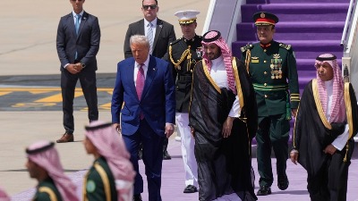 Tramp stigao u Saudijsku Arabiju: Želi velike investicije